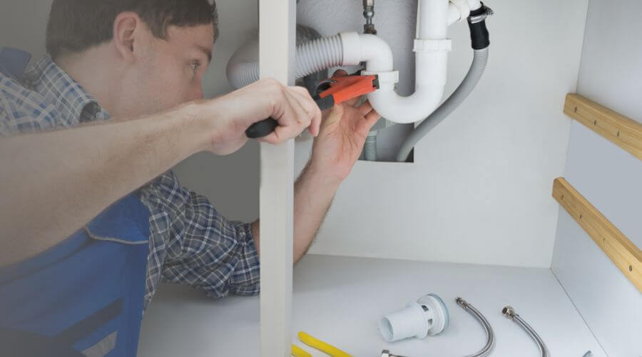 Local tankless water heater installation in Mahomet, IL